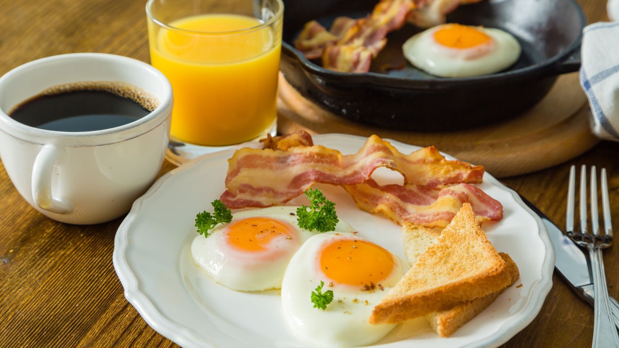 A classic American breakfast from Lucky’s diner menu
