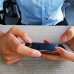 https://www.vecteezy.com/photo/8527109-close-up-hand-of-young-business-man-holding-smart-phone-he-is-playing-game-chatting-using-internet-and-connecting-wireless-network-on-mobile-phone